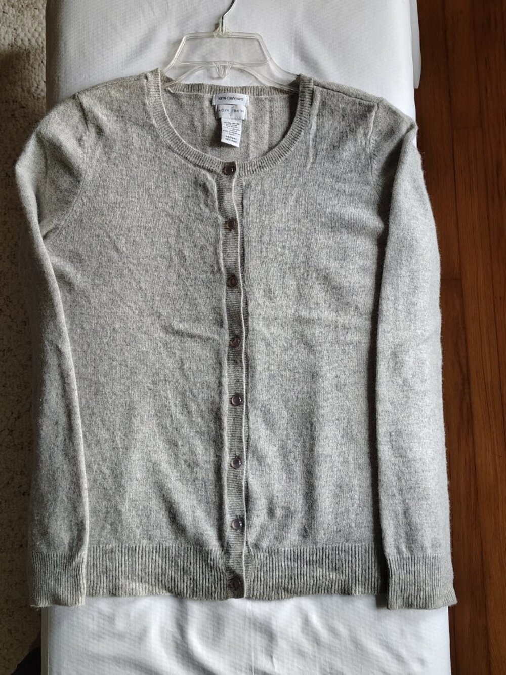 Jaclyn Smith 100% Cashmere Cardigan Medium